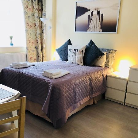 Mandeville Rooms Northolt  Ngoại thất bức ảnh