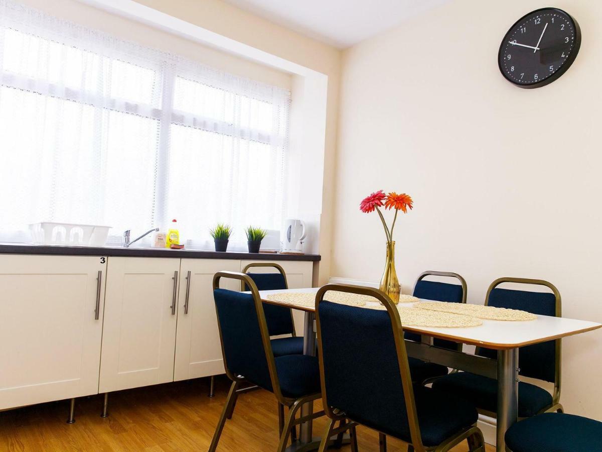 Mandeville Rooms Northolt  Ngoại thất bức ảnh